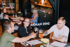 |Oakman Inns