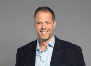Martin Bayfield