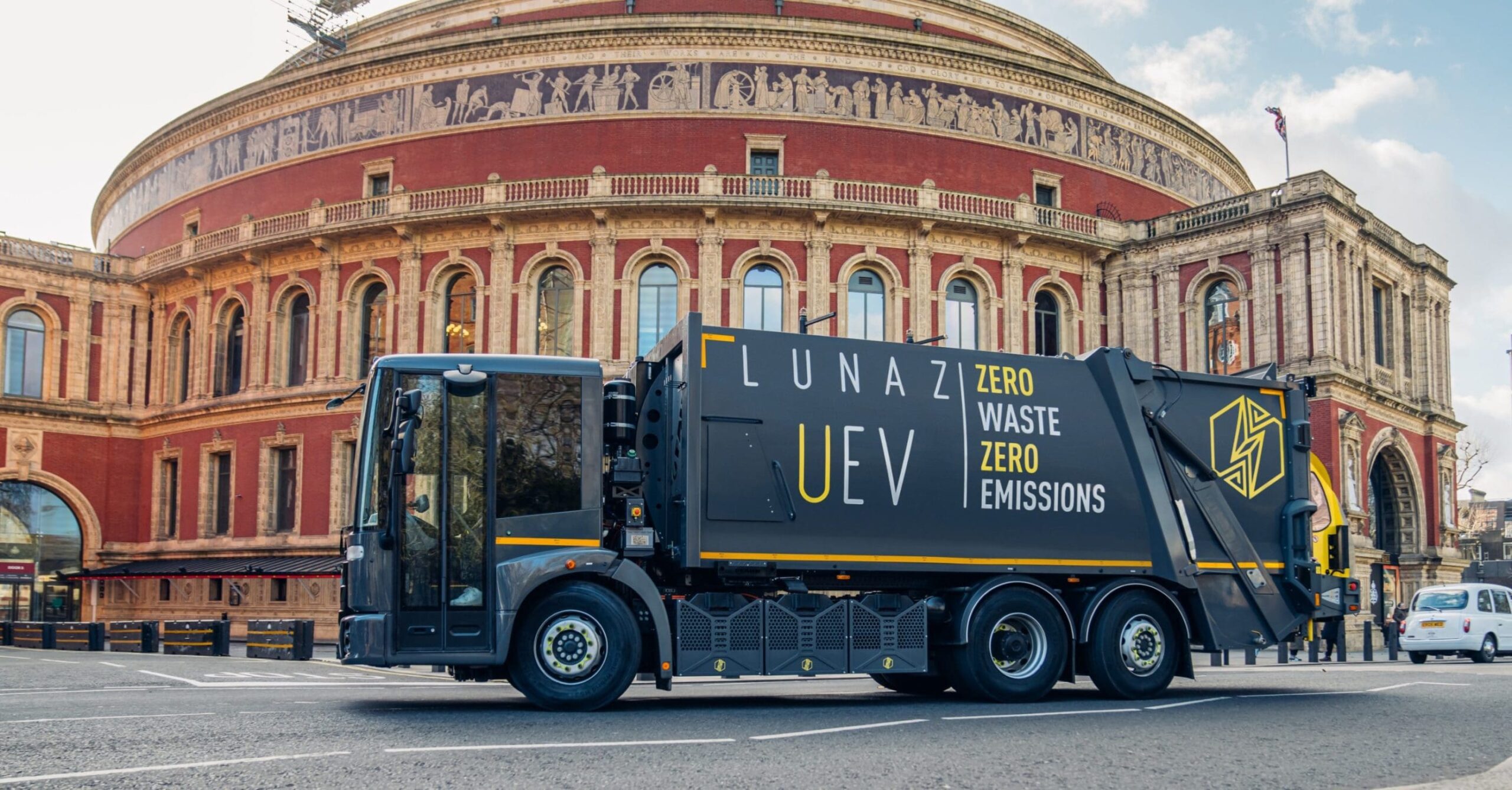 A Lunaz UEV in London.|The Lunaz facility in Silverstone Park.