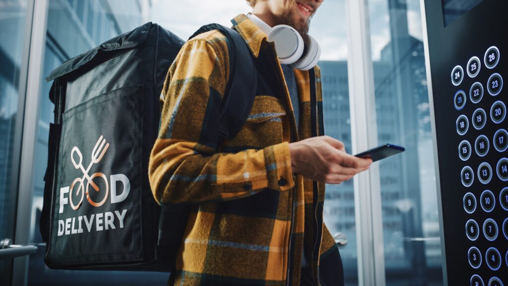 Food delivery and booking apps: check the small print