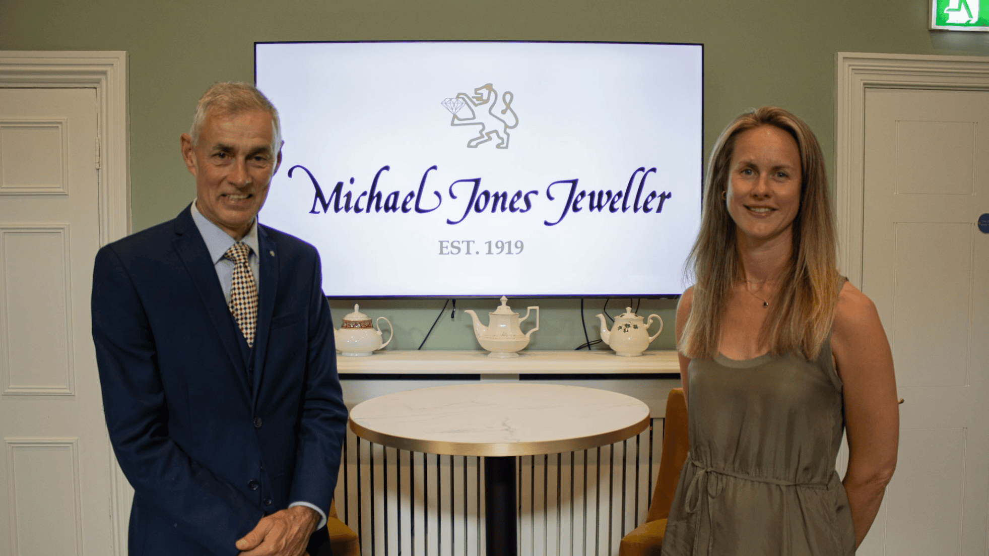 Jeweller to sponsor theatre’s new VIP lounge